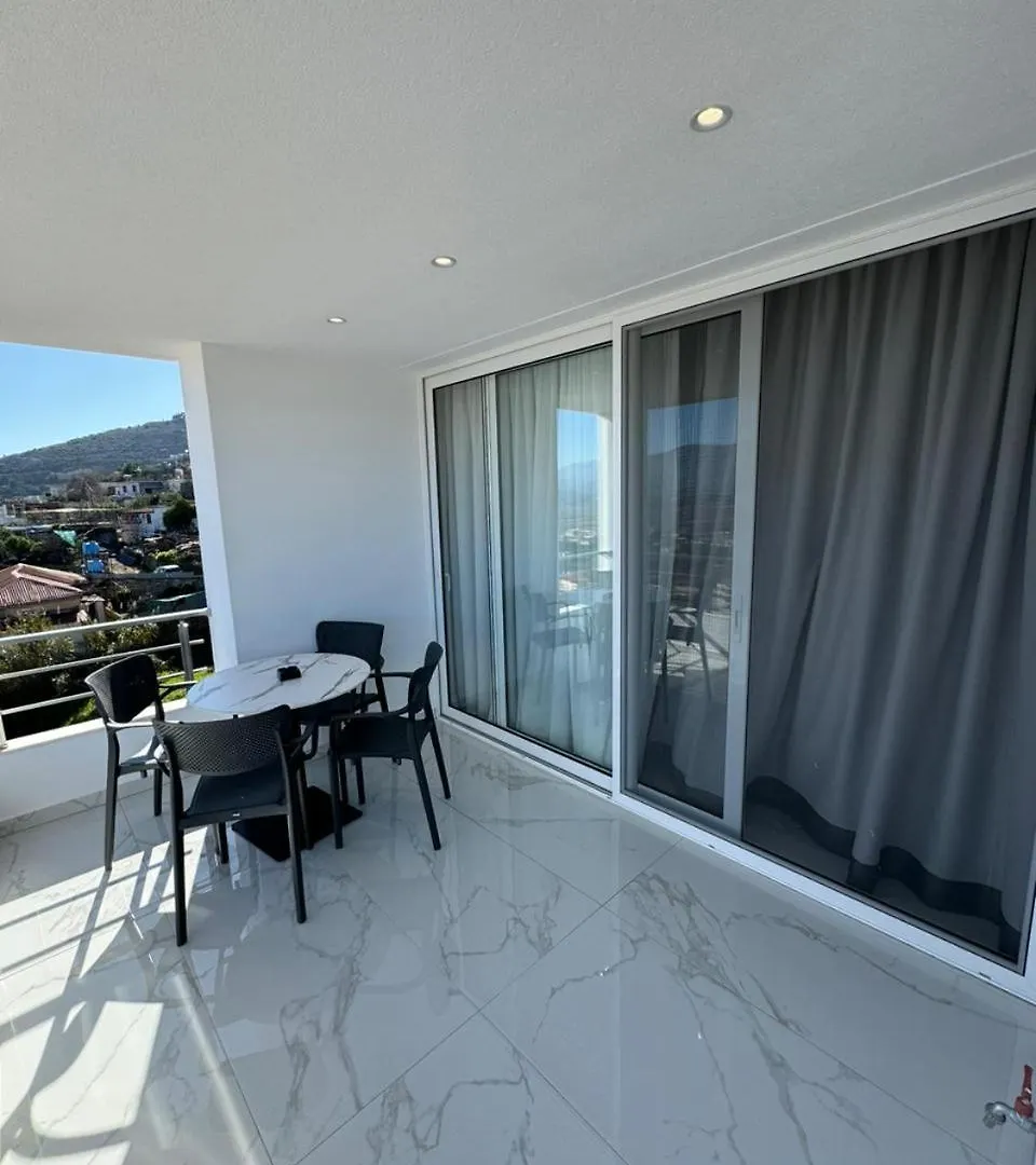 Luxurious Getaway Apartamento Gjashtë Albânia
